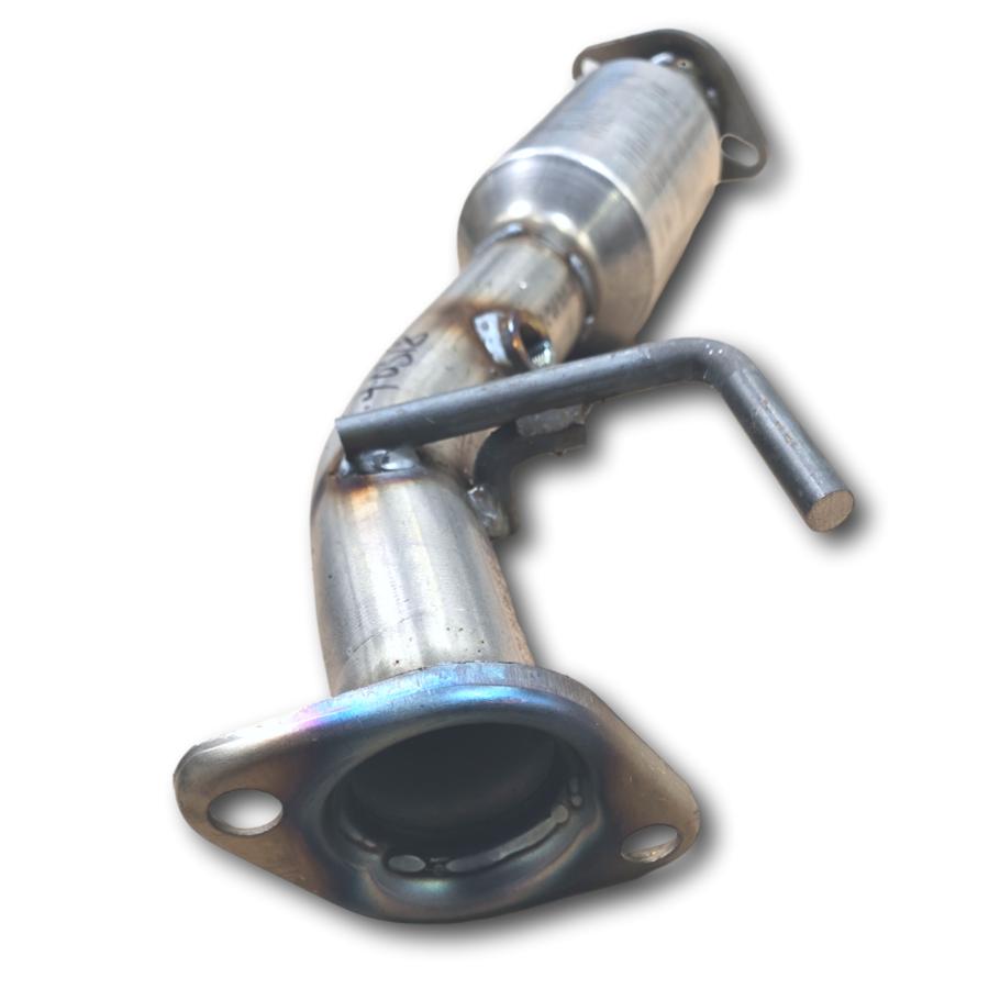 2015-2018 Chevrolet City Express 2.0L 4-Cylinder REAR Catalytic Converter INLET VIEW