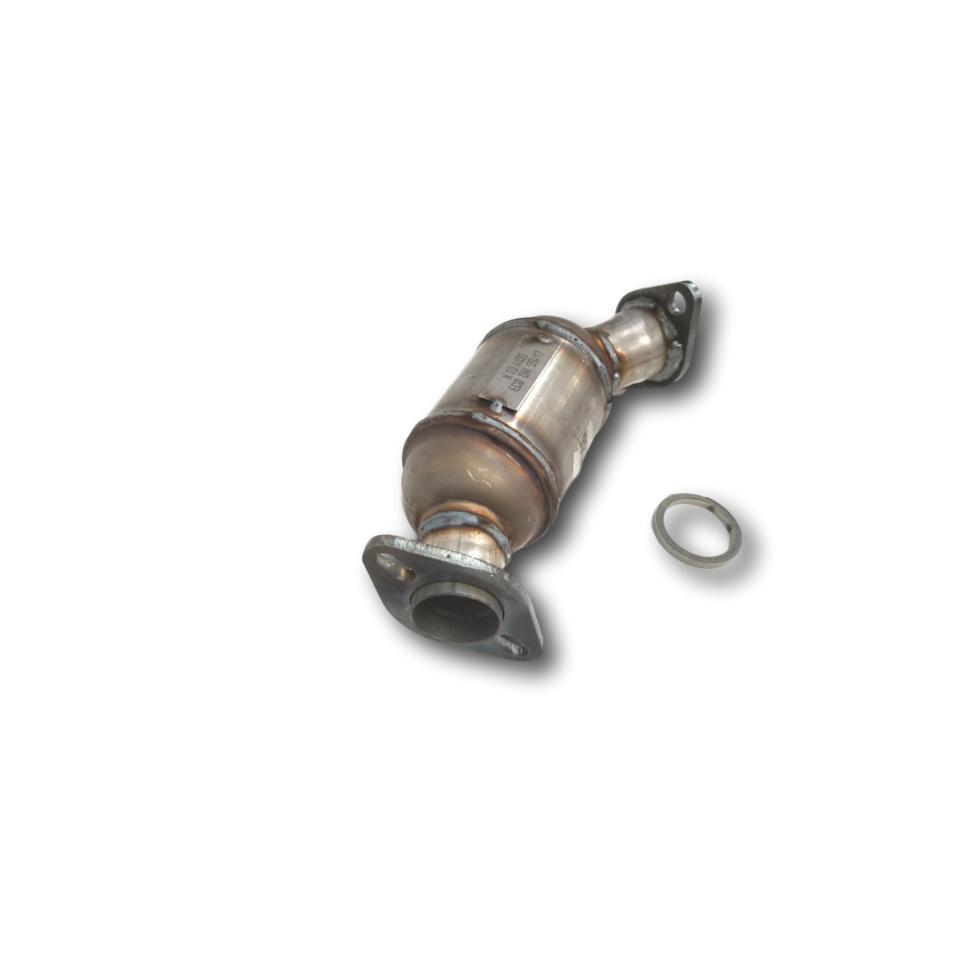 Image 2 of Toyota Highlander 2001 to 2003 BANK 2 catalytic converter 3.0L V6