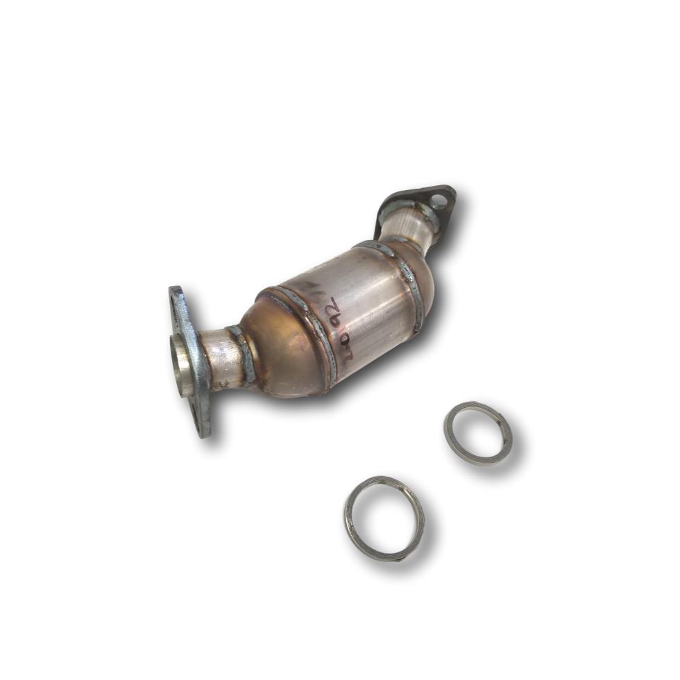 Image 3 of Toyota Highlander 2001 to 2003 BANK 2 catalytic converter 3.0L V6