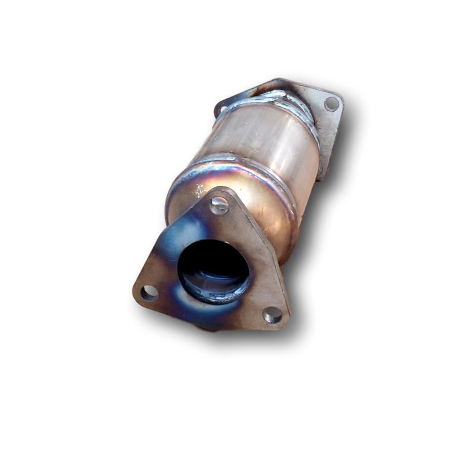 Image 3 of 2009-2014 Acura TSX 2.4L 4-Cylinder underbody Catalytic Converter