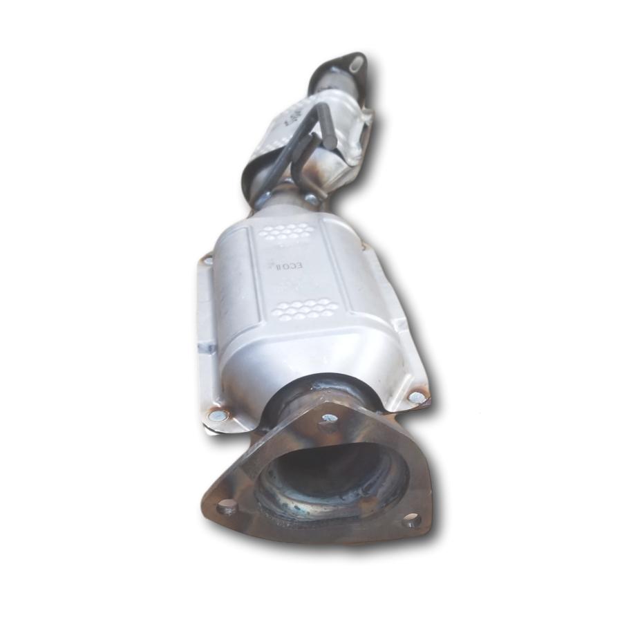 Image 3 of Mazda B4000 1998-2000 Catalytic Converter 4.0L V6 REAR UNIT