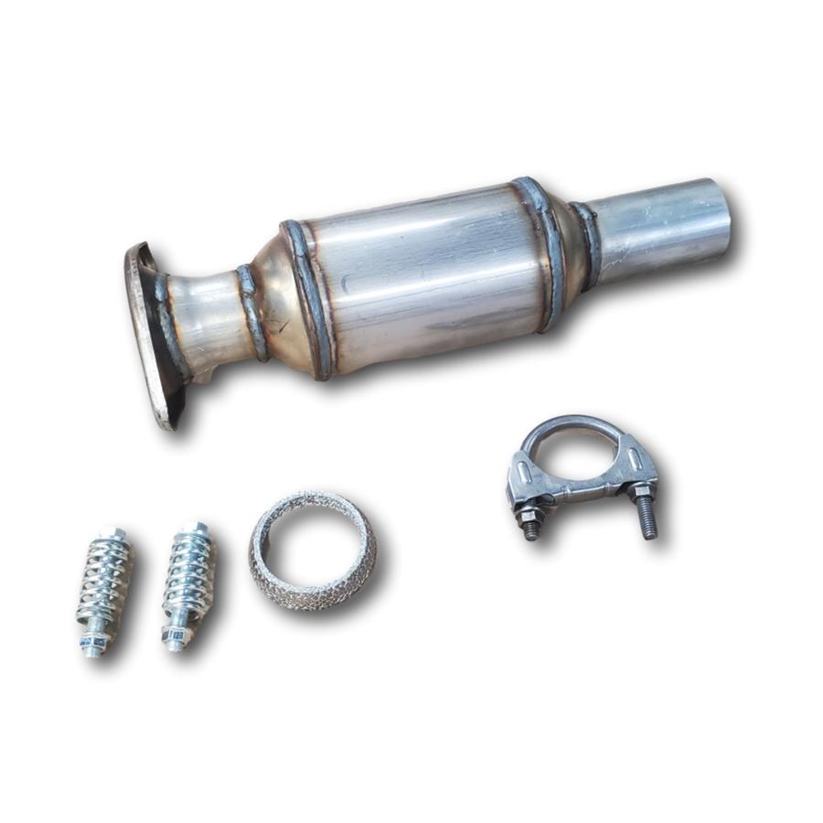 Image 2 of Toyota Sienna FWD REAR catalytic converter V6 2004-2010