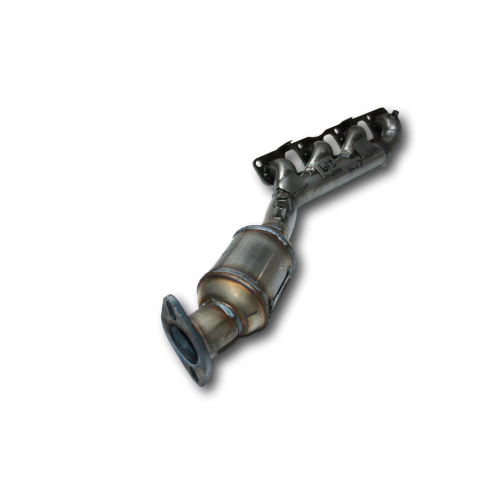 Image 3 of Nissan Pathfinder 2008-2012 Bank 2 Catalytic Converter 5.6L V8 RIGHT SIDE