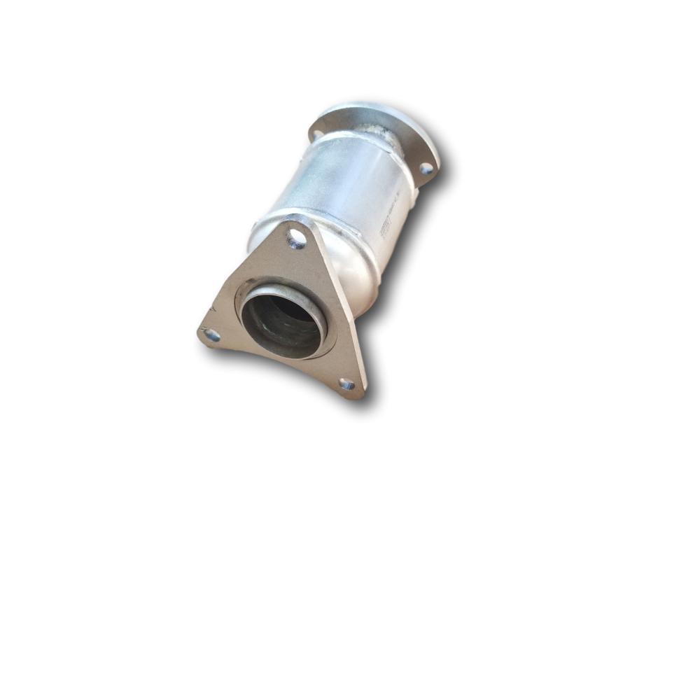 Image 4 of Lexus LS430 01-06 BANK 1/2 catalytic converter 4.3L V8