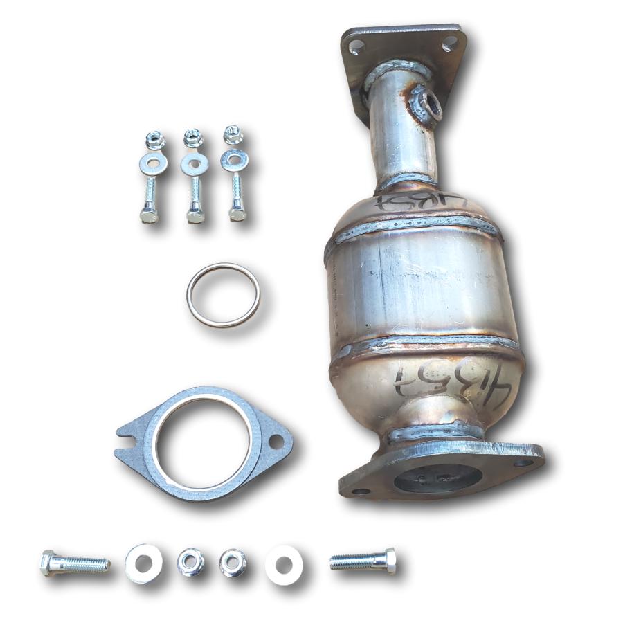 Nissan NV3500 4.0L V6 2012 to 2017 BANK 1 catalytic converter RIGHT SIDE