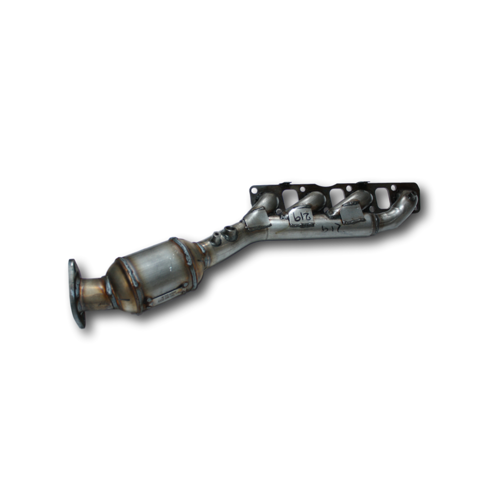 Image 2 of Nissan Titan 2004-2015 Bank 2 Catalytic Converter 5.6L V8 RIGHT SIDE